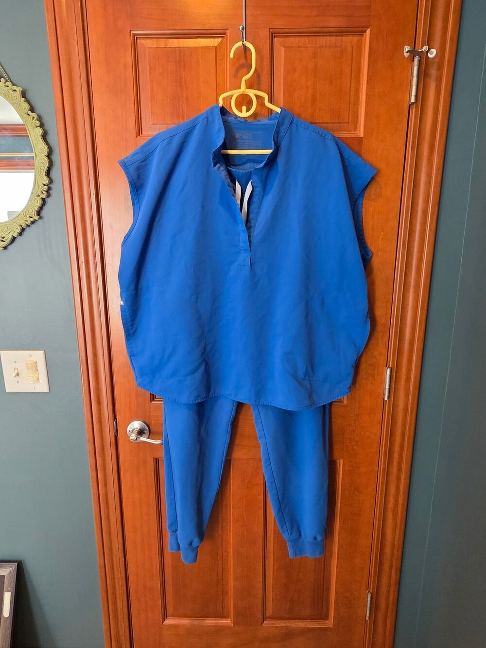 FIGS Rafaela Oversized Scrub Top and Zamora Jogger Pants Royal Blue Size XXL/T